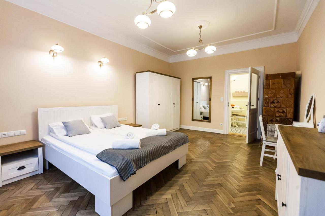 Vintage Poselska Apartment Krakow Luaran gambar