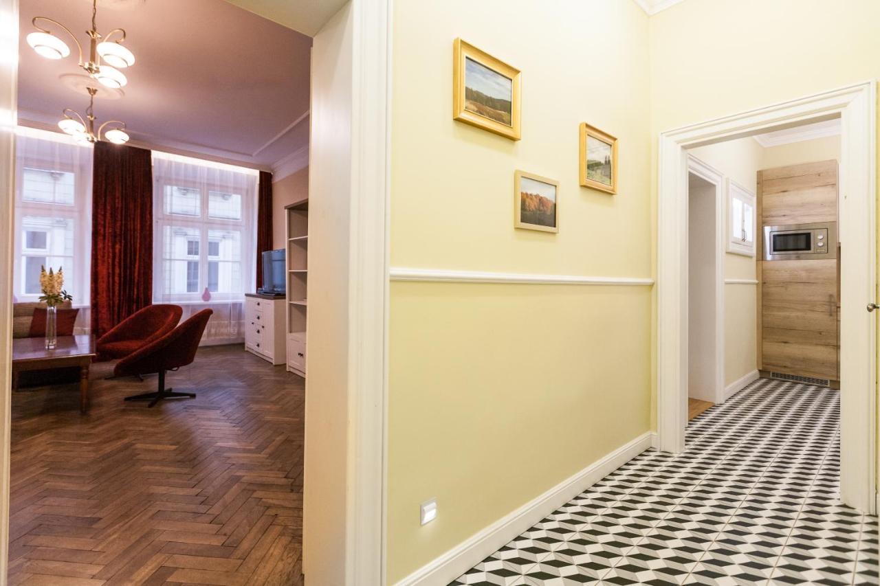 Vintage Poselska Apartment Krakow Luaran gambar